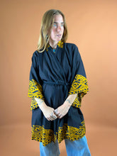 Load image into Gallery viewer, VTG 70&#39;s/80&#39;s Cotton Kimono OS