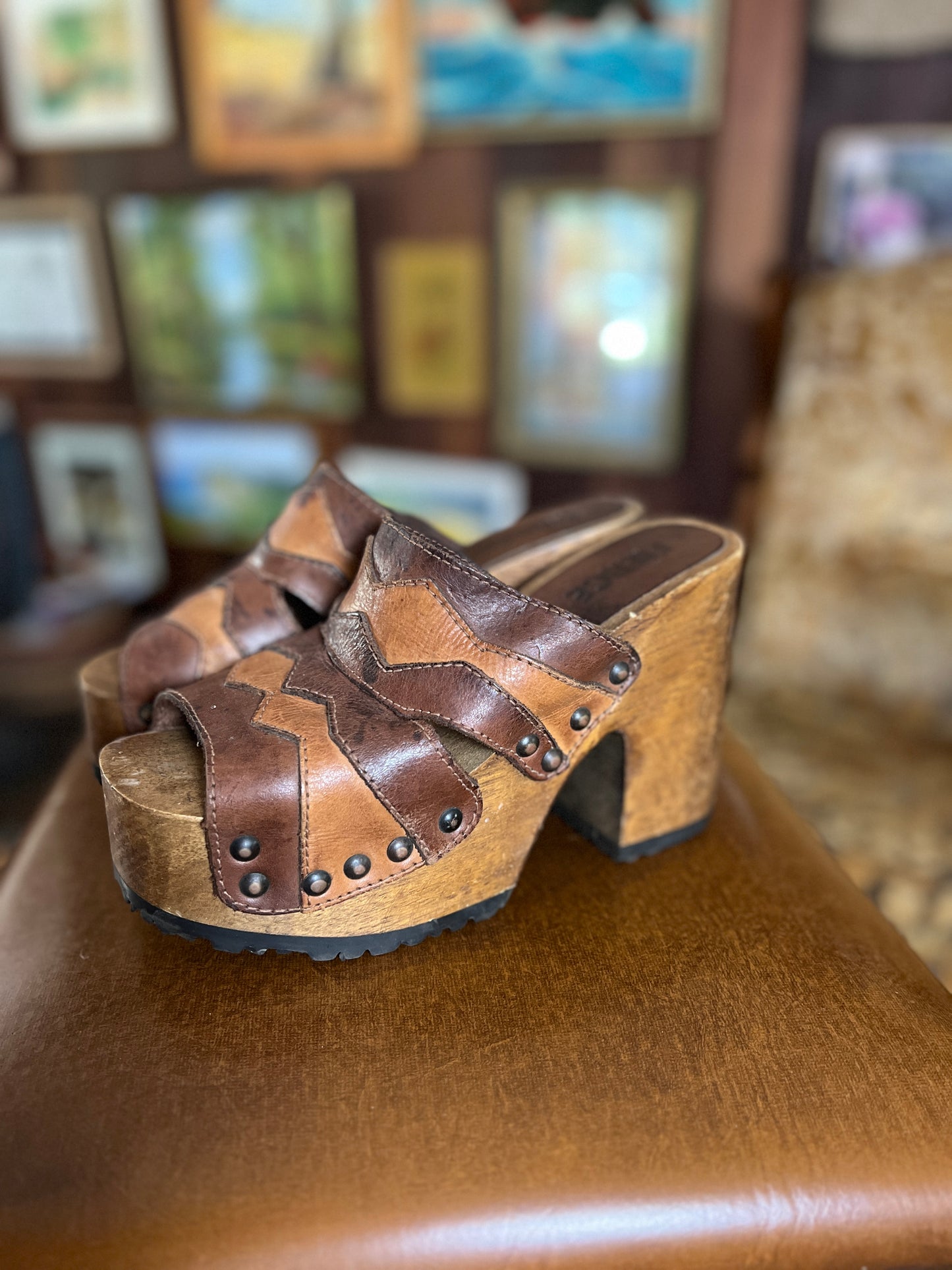 VINTAGE 70’s/80’s Leather Clogs 8/38.5