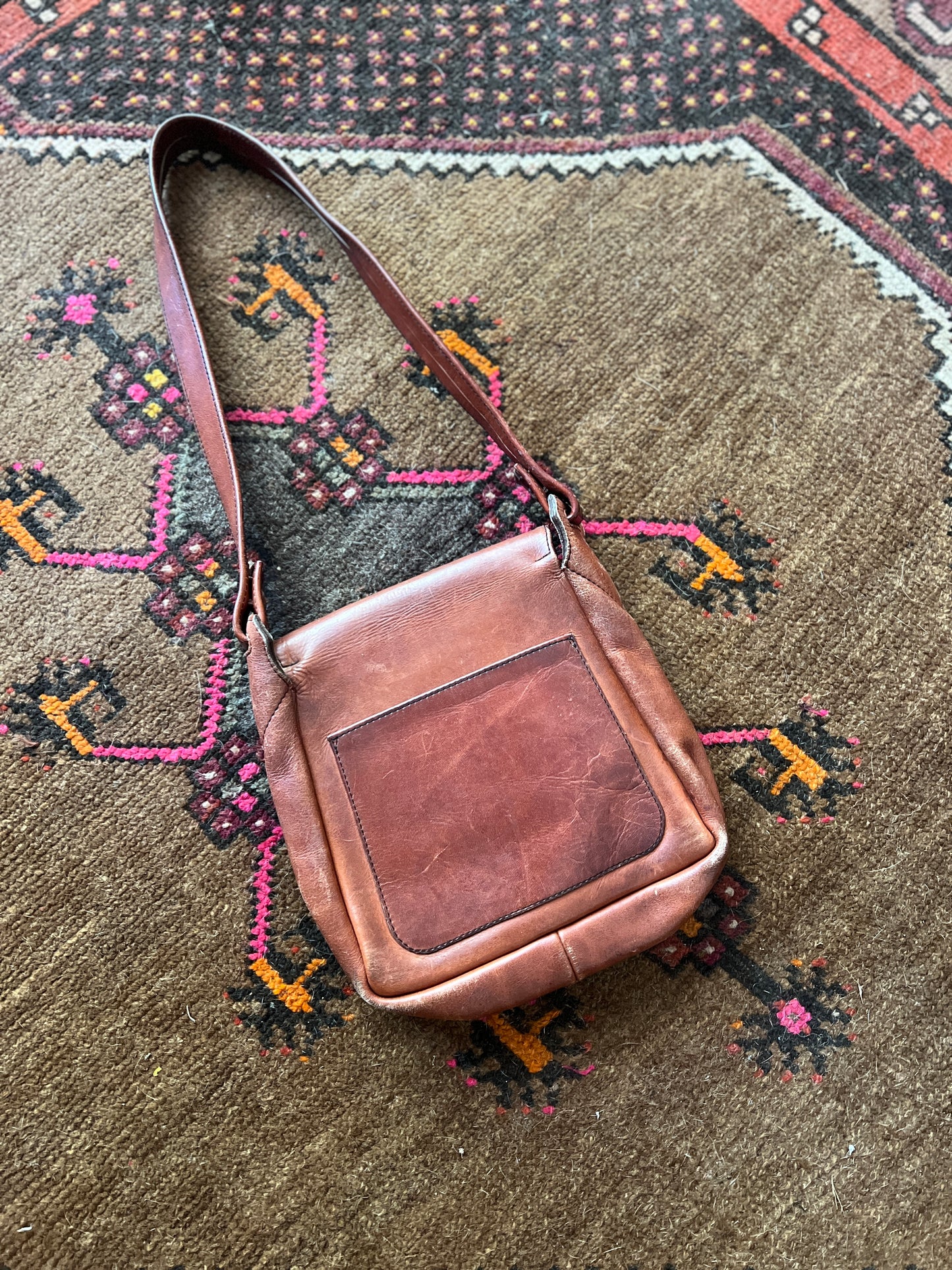 VINTAGE 70's Tan Leather Bag