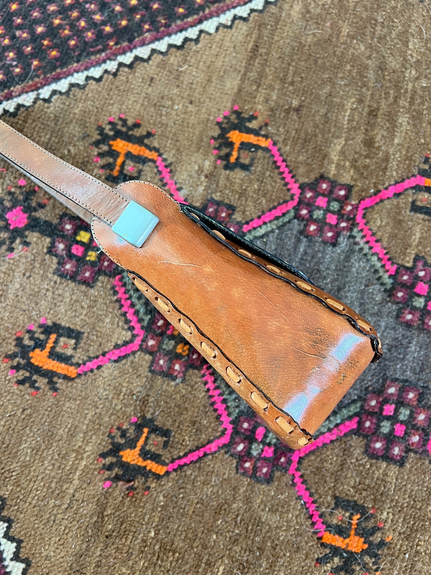 VINTAGE 80’s Leather Tooled Shoulder Bag