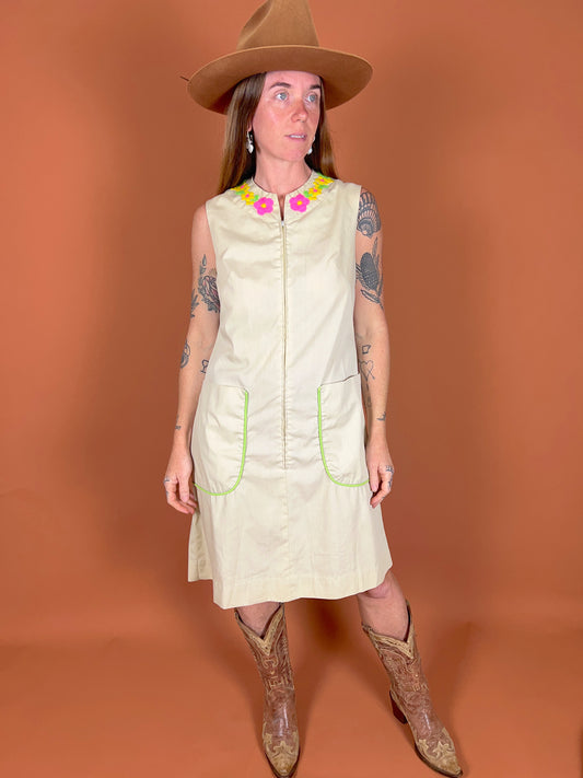 VINTAGE 60's Embroidered Midi Dress 12-14
