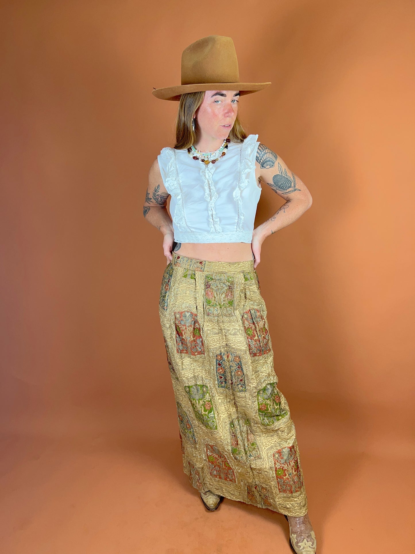 VINTAGE 70’s Embroidered Maxi Skirt 10