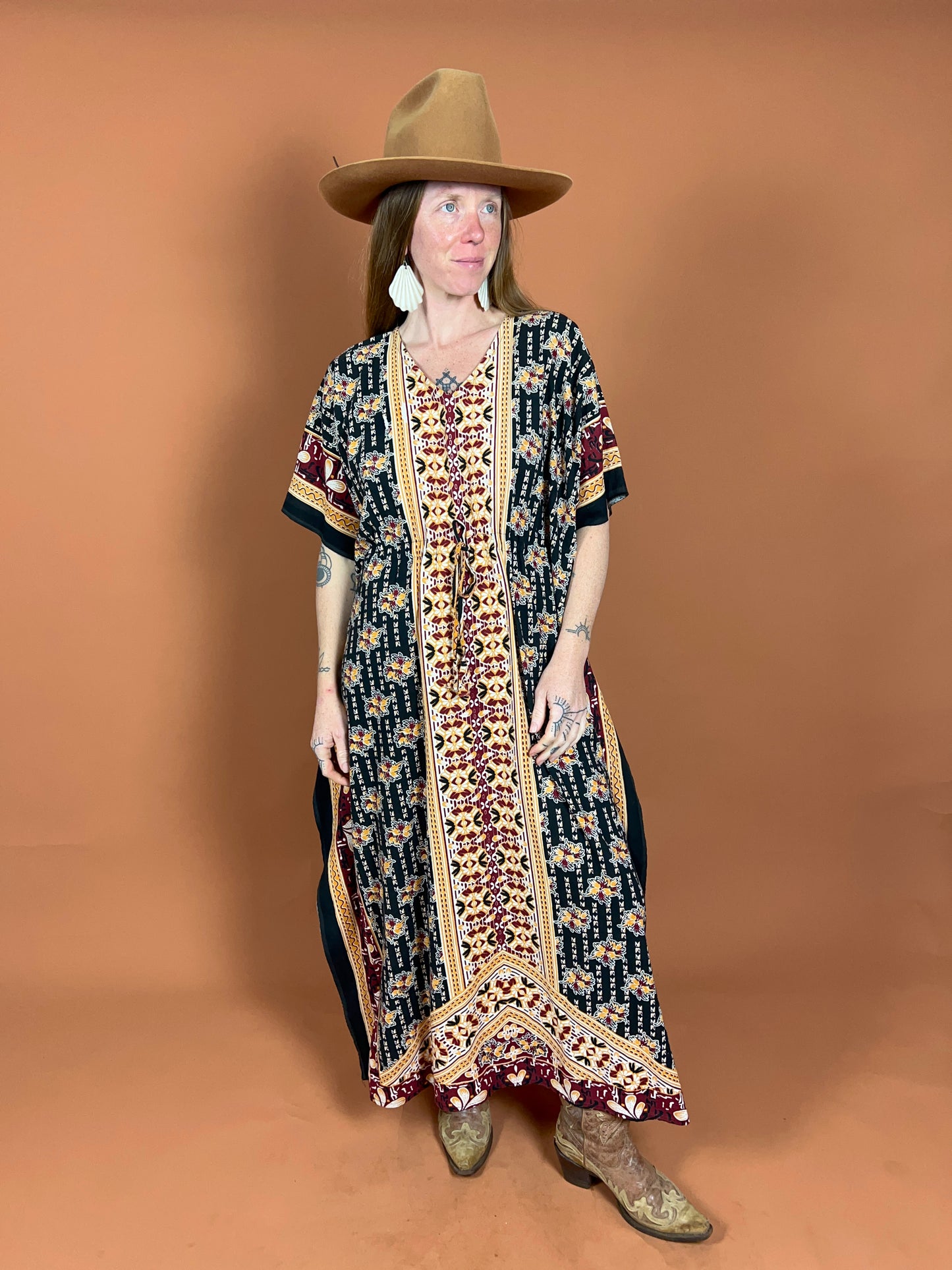VINTAGE 80's Batik Kaftan OS