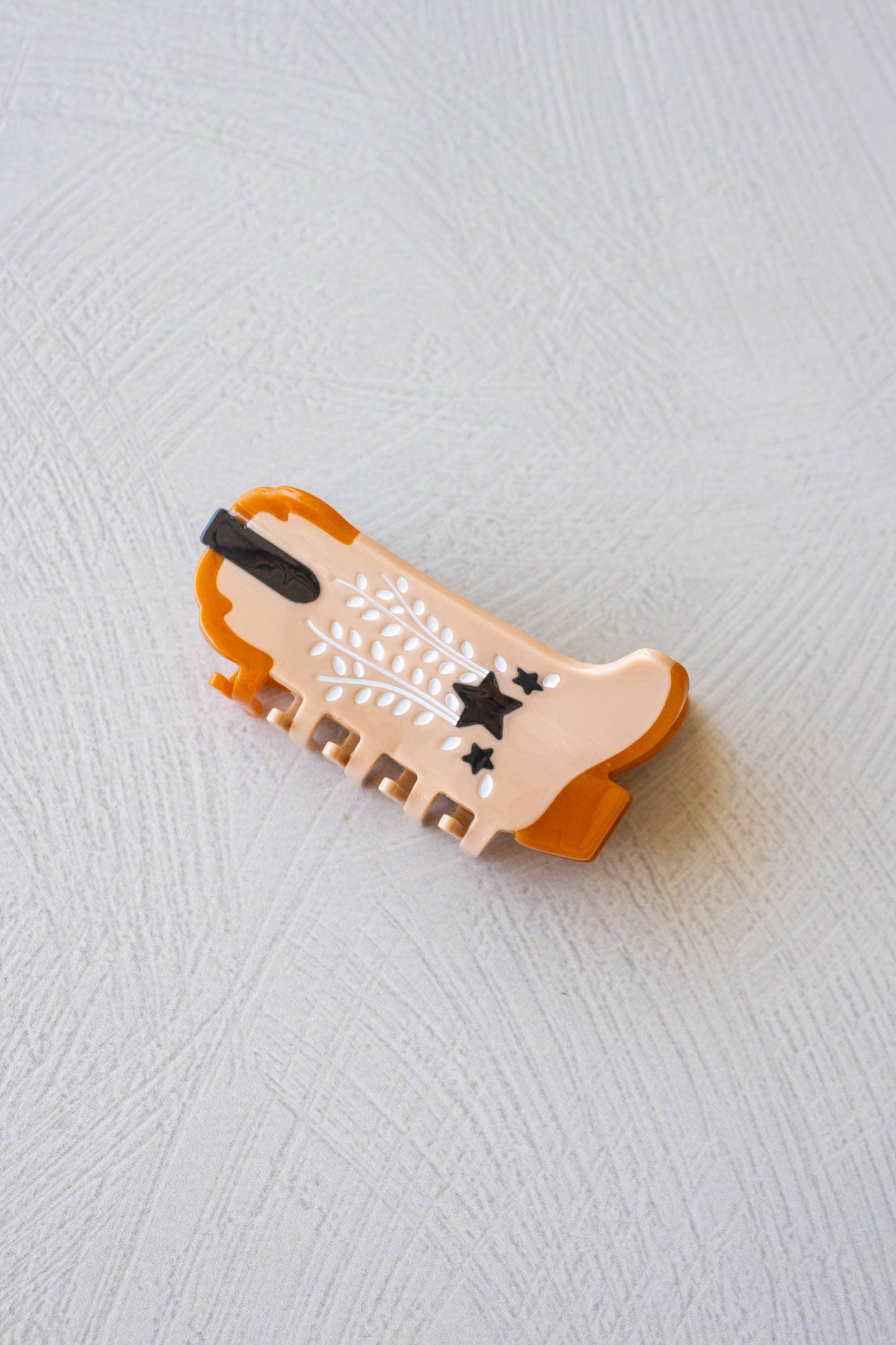 TIPOLOGY Eco Shooting Star Cowboy Boots Hair Claw Clip: Oatmeal