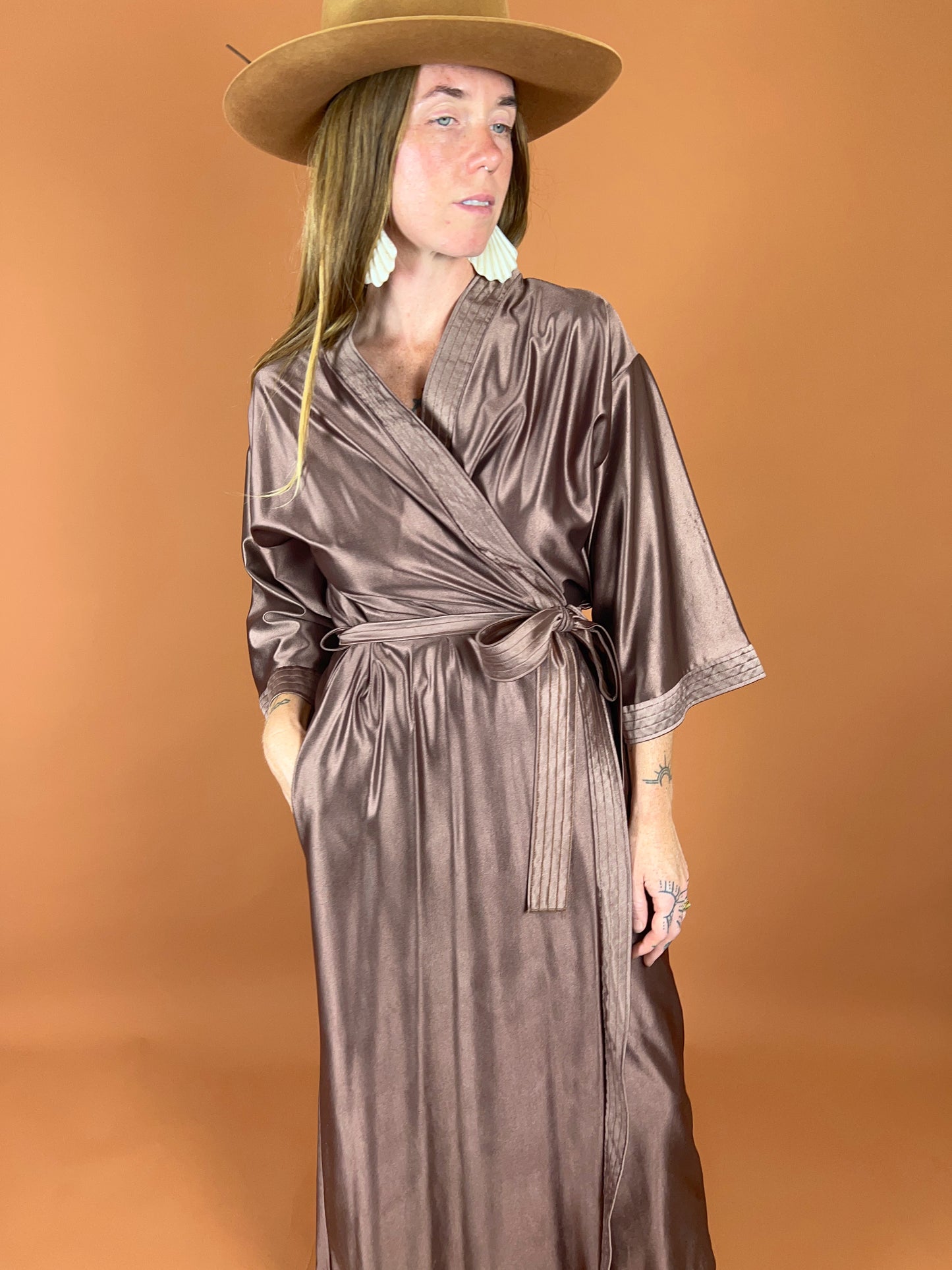 VINTAGE 70's Satin Robe OS