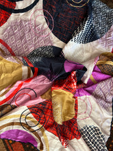 Load image into Gallery viewer, VTG 70&#39;s Coloured Print Scarf