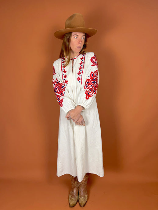 VTG 70's Heavy Cotton Linen Embroidered Maxi Dress 10-12