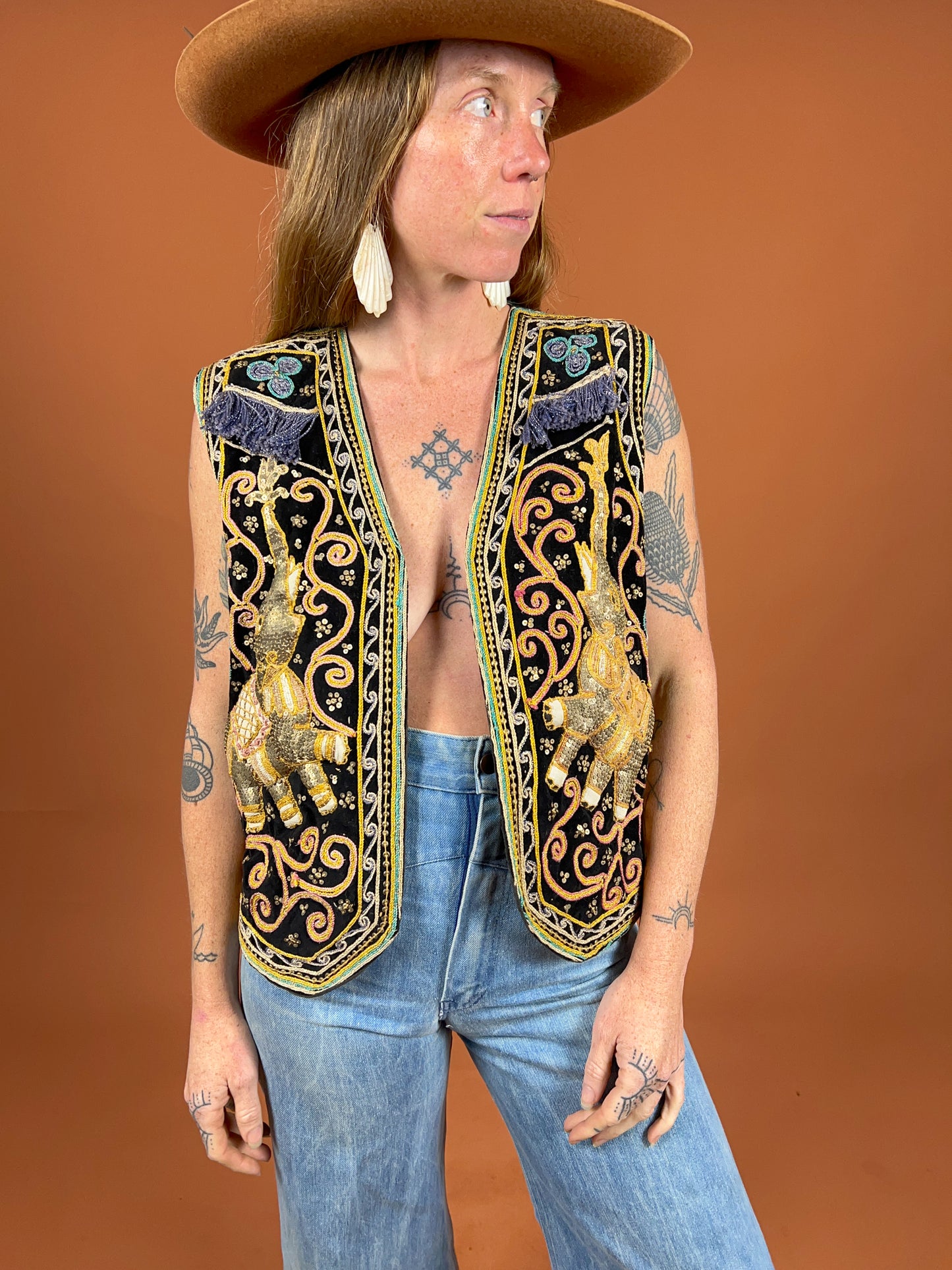 VINTAGE Kalaga Heavily Embroidered Vest 14