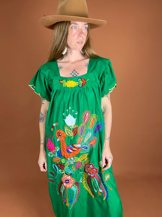 VINTAGE 80's Mexican Embroidered Dress 14-16