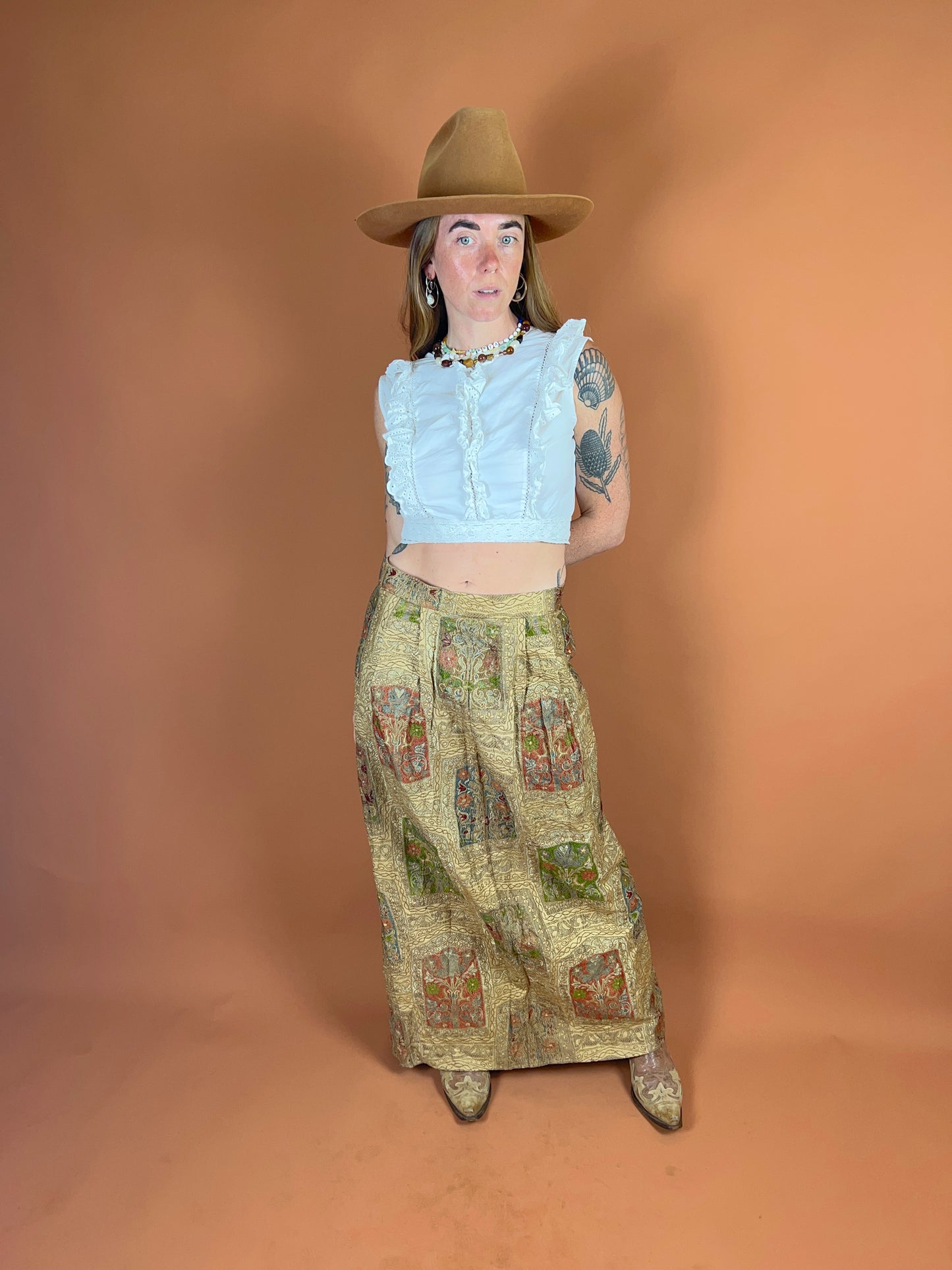 VINTAGE 70’s Embroidered Maxi Skirt 10