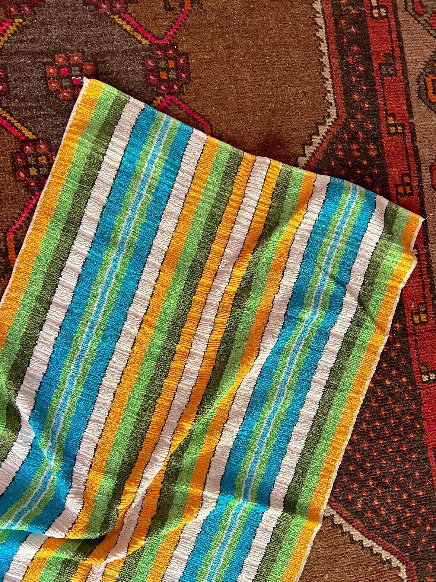 VINTAGE 60's Bright Stripe Towel