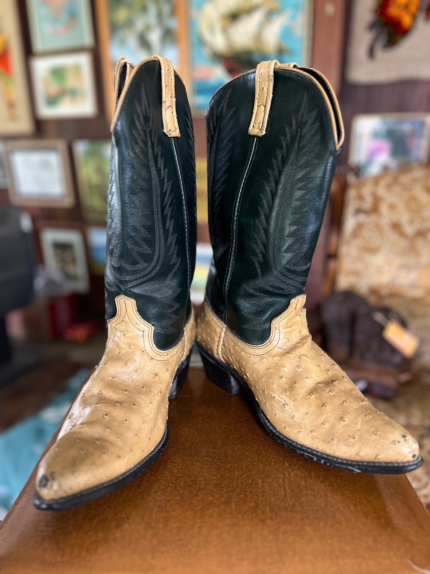VINTAGE 70's Ostrich Leather Two Tone Cowboy Boots 41/10.5