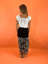 Load image into Gallery viewer, VTG 80’s Velvet &amp; Floral Skirt 8