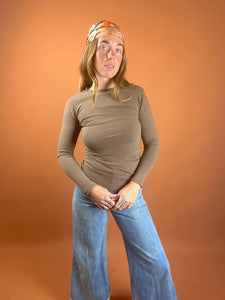VTG 90's Long Sleeve T-shirt 6-8