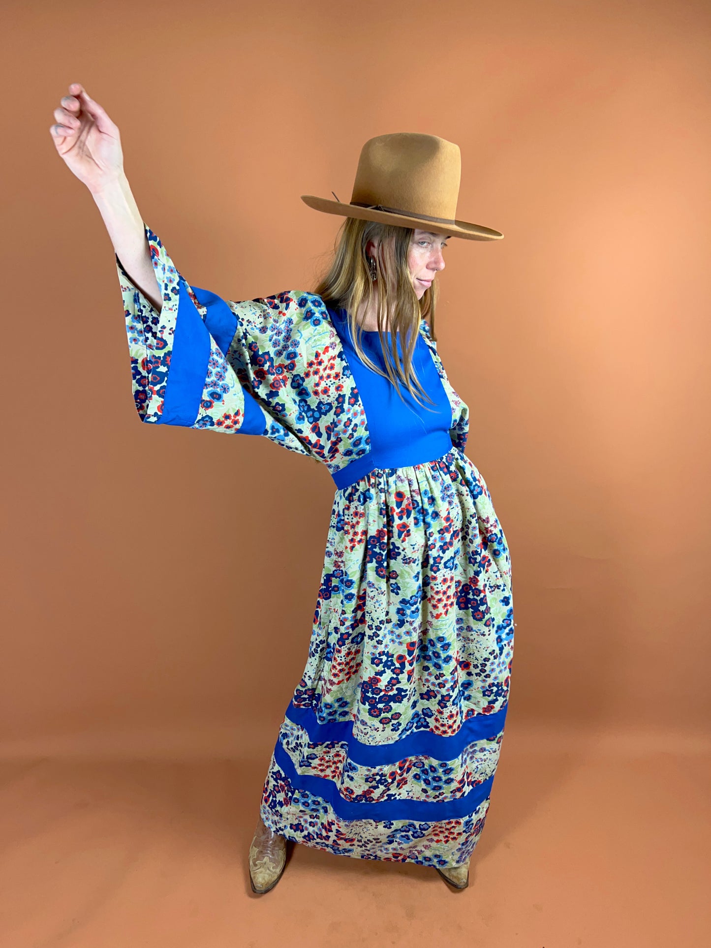 VINTAGE 60's Floral Big Sleeve Maxi Dress 8-10