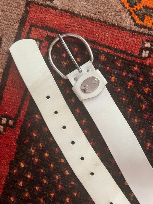 VTG 70's White Leather Big Buckle Belt 6-14