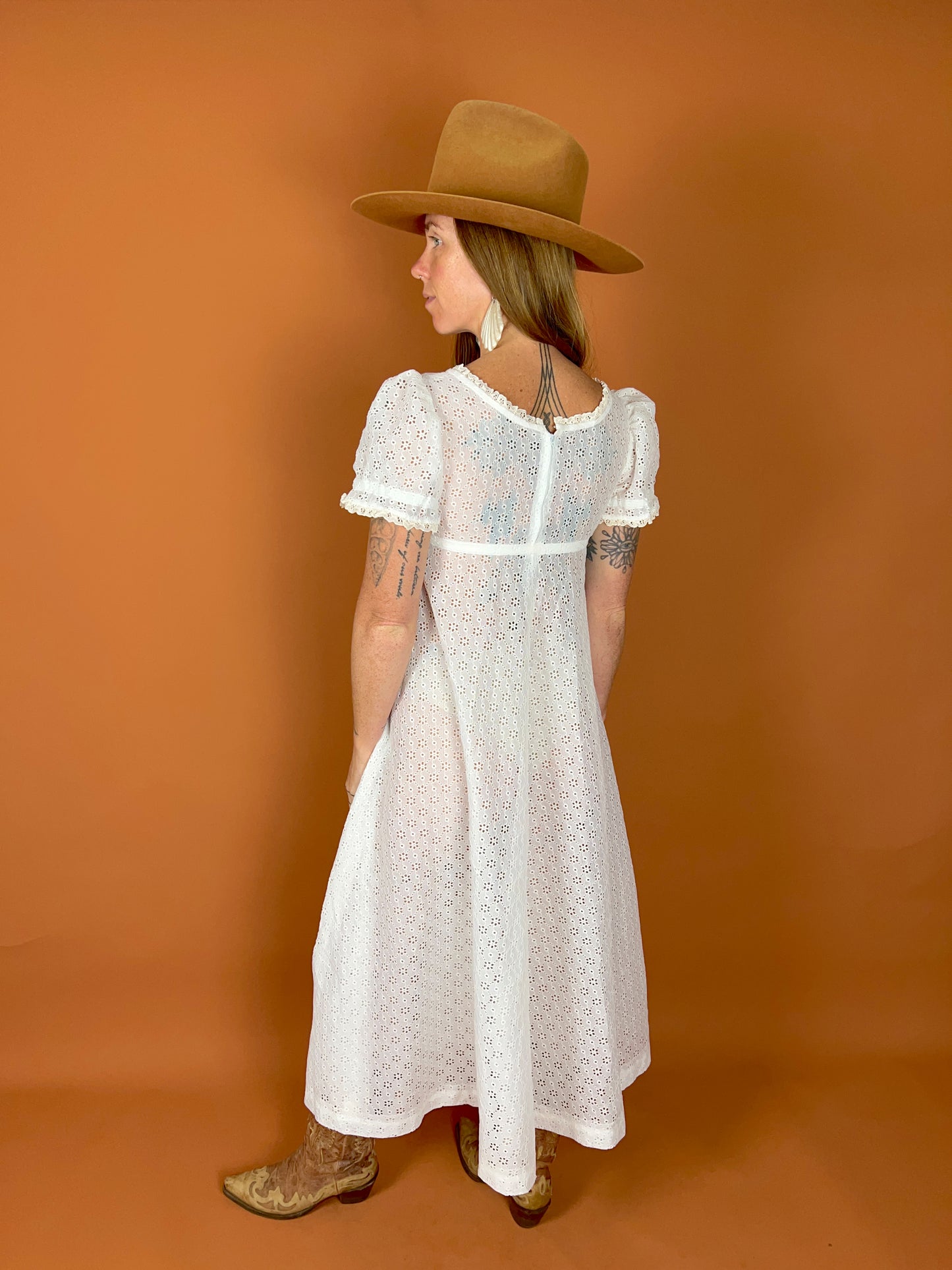 VINTAGE 60's Lace Dress 8-10