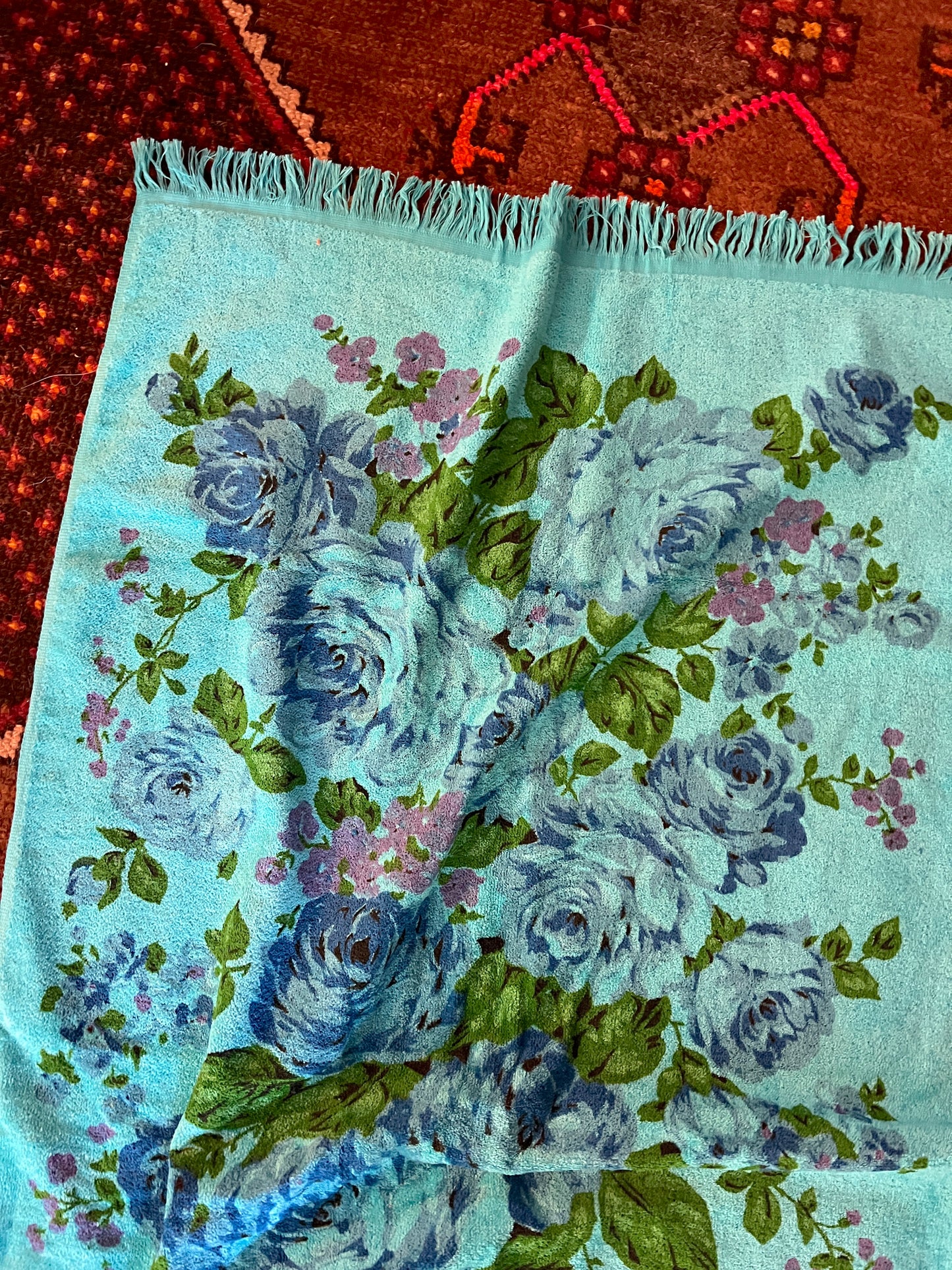 VINTAGE 60's Blue Floral Towel