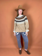 Load image into Gallery viewer, VTG 70&#39;s Handmade Knit Mohair Wool Scandinavian Jumper 10-12