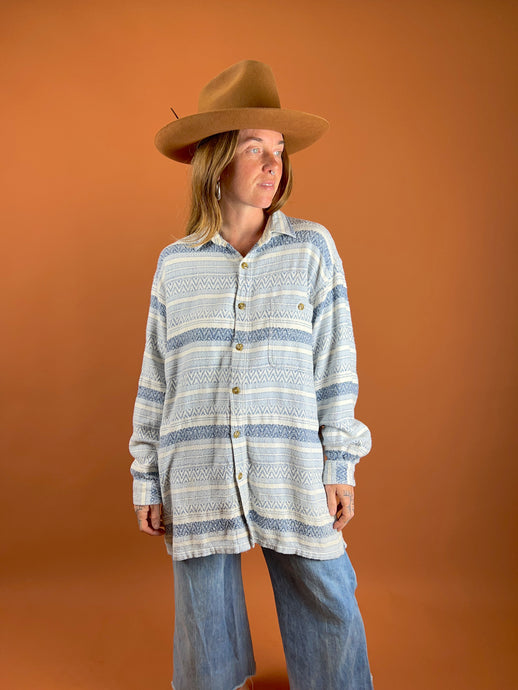 VTG 90's/Y2K Shirt 14-16