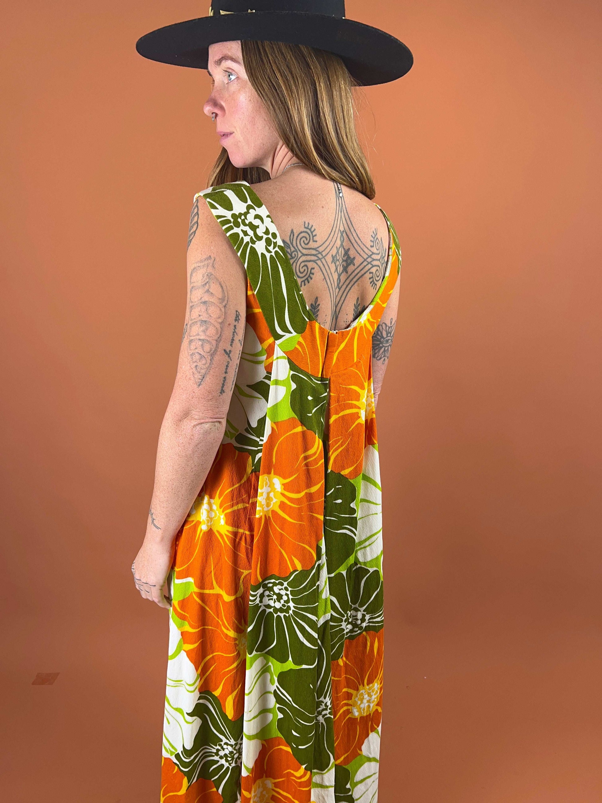 VTG 60’s Cotton Floral Back Pleat Maxi 10-12