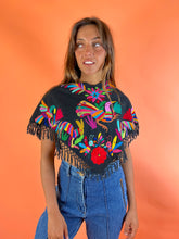 Load image into Gallery viewer, VTG 70&#39;s Mexican Poncho OS