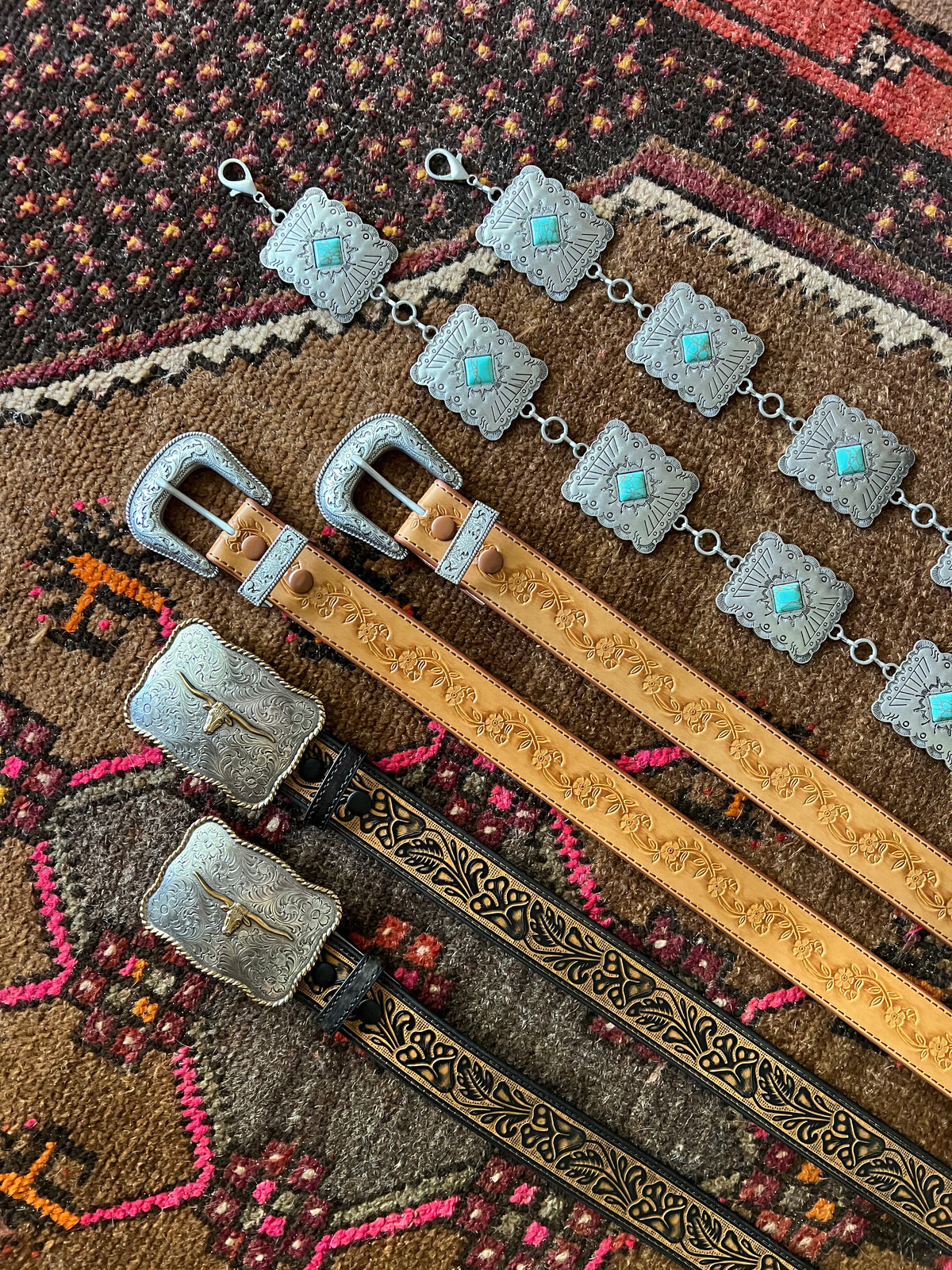 AXESORIA WEST Western Silver Rectangular Concho Chain belt with stones: Blue
