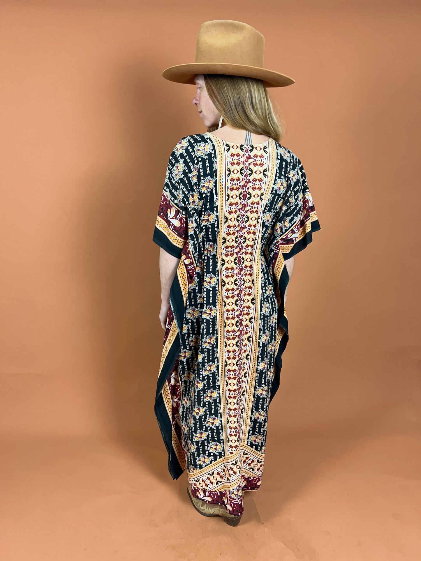 VINTAGE 80's Batik Kaftan OS