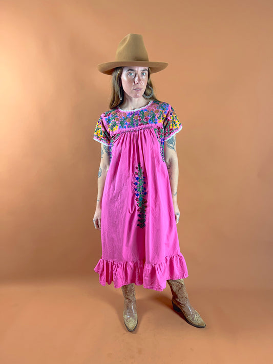 VINTAGE 60's/70's Mexican Embroidered Dress 12-14