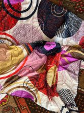 Load image into Gallery viewer, VTG 70&#39;s Coloured Print Scarf