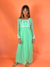 Load image into Gallery viewer, VTG 70&#39;s Chiffon &amp; Lace Dress 6
