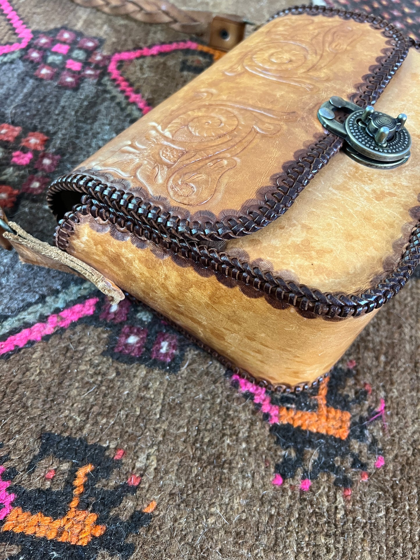VINTAGE 70's Tooled Leather Shoulder Bag