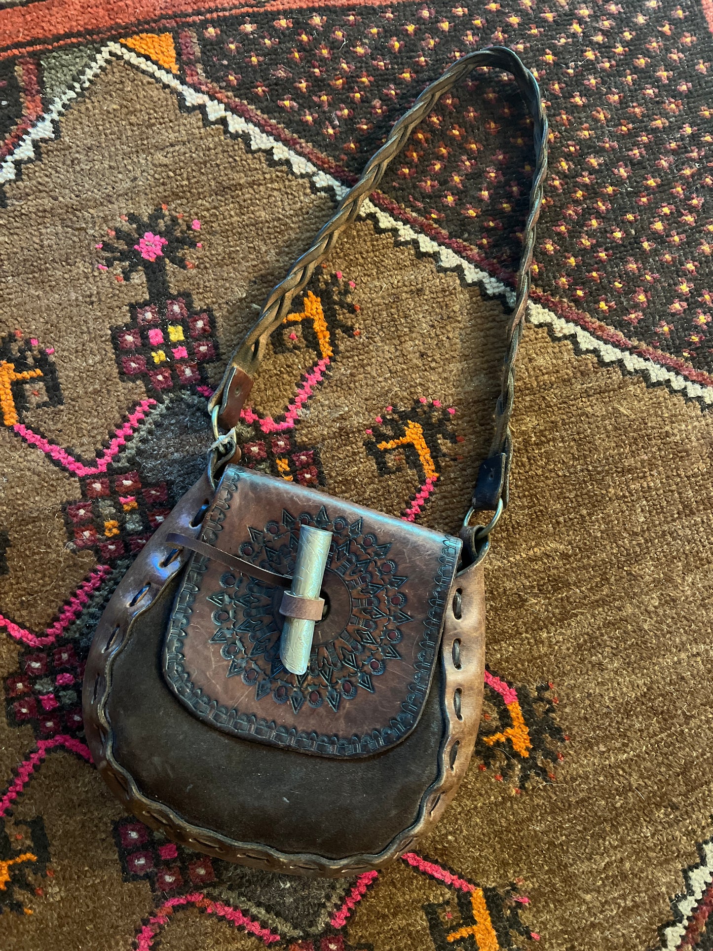 VINTAGE 70's Tooled Leather Bag