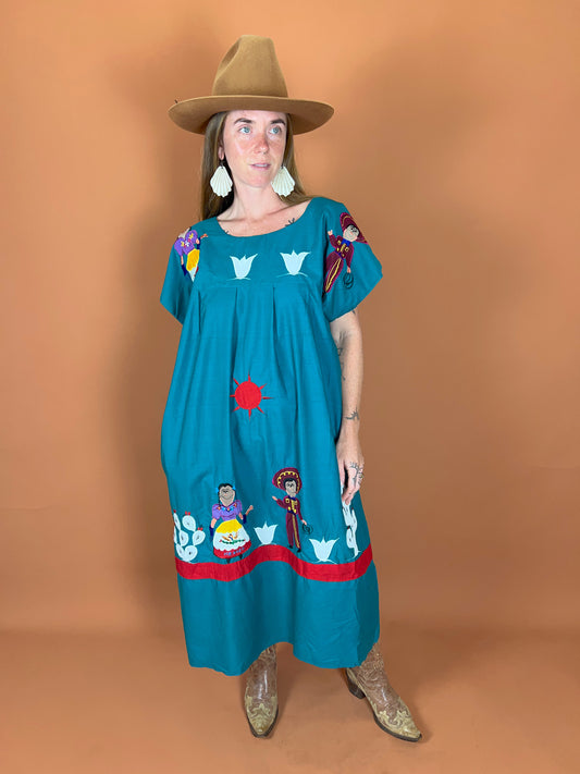 VINTAGE 70's Mexican Embroidered Maxi Dress 16