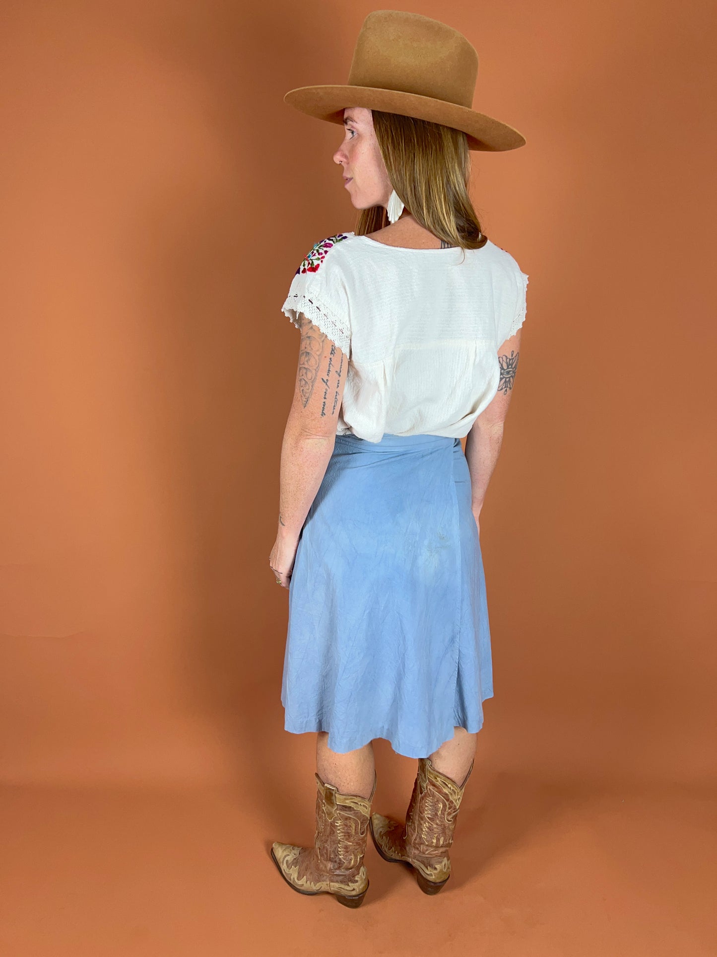 VINTAGE 70's Embroidered Wrap Skirt 6-10