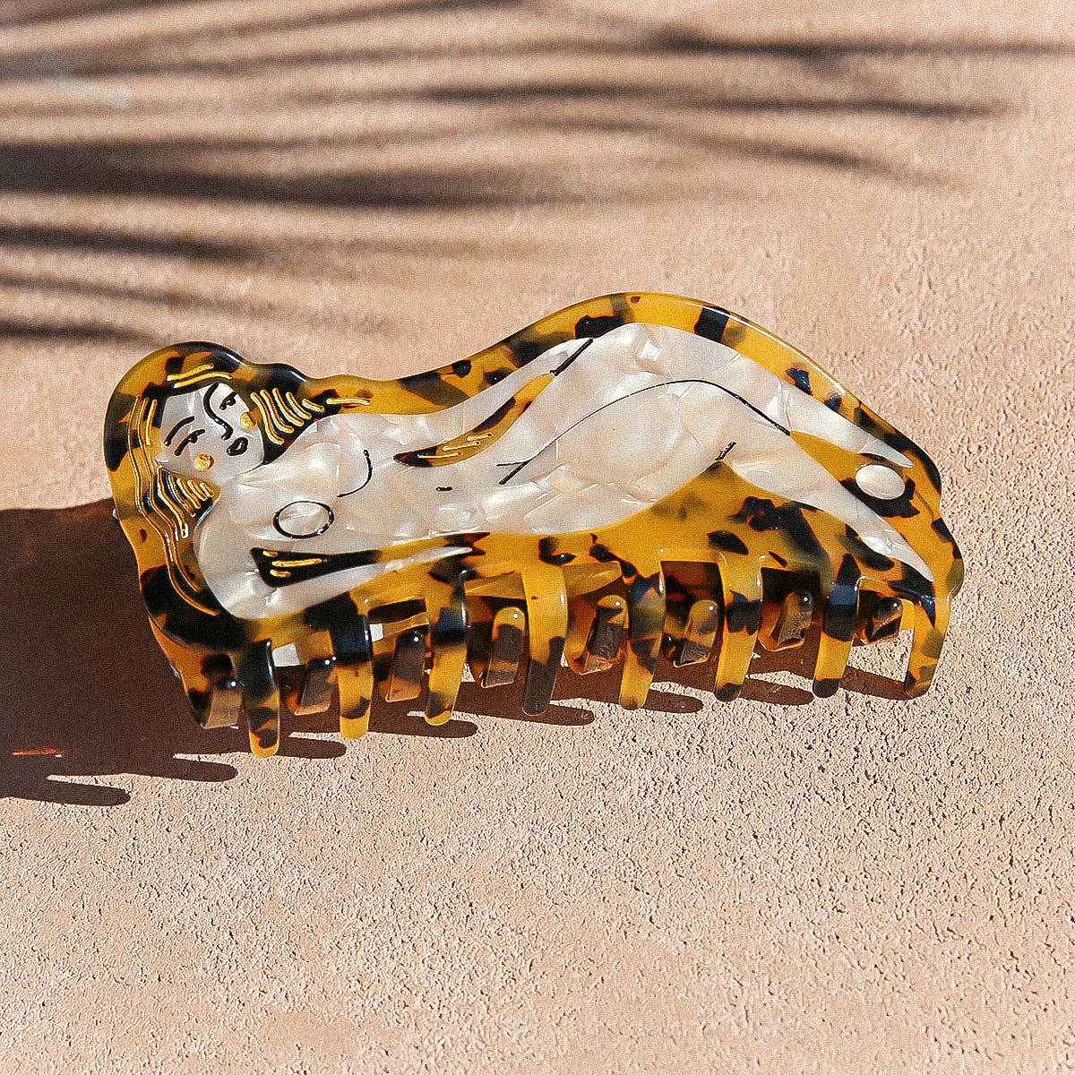 KINGSTON JEWELLERY Figure Hair Claw Tortoise